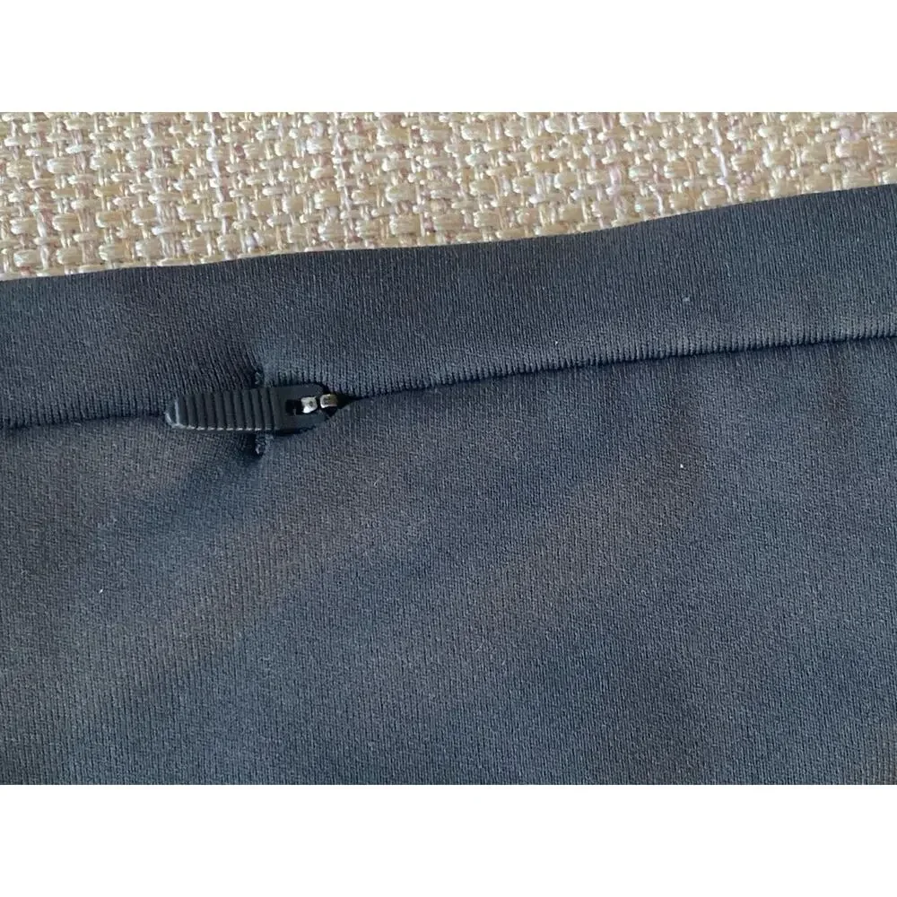 Lululemon Black Cropped Athletic Leggings High Rise Pockets Size 4